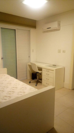 Imagem Apartamento com 3 Quartos à Venda, 170 m² em Canto Do Forte - Praia Grande Imagem Apartamento com 3 Quartos à Venda, 170 m² em Canto Do Forte - Praia Grande