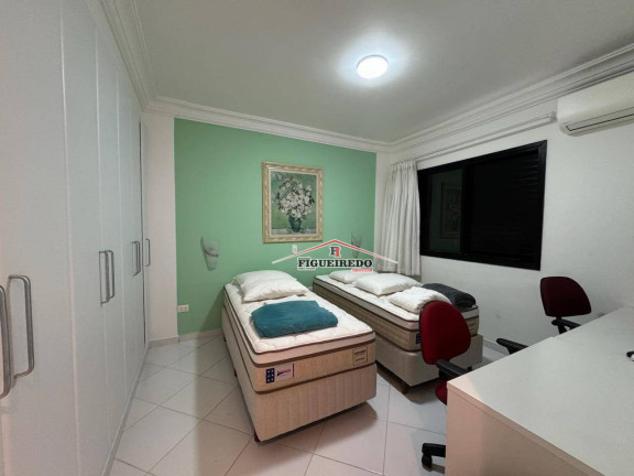 Imagem Apartamento com 3 Quartos à Venda, 160 m² em Canto Do Forte - Praia Grande
