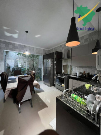 Imagem Casa com 3 Quartos à Venda, em Centro - Porto Seguro Imagem Casa com 3 Quartos à Venda, em Centro - Porto Seguro
