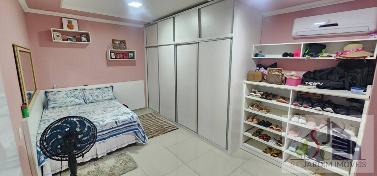 Imagem Casa com 3 Quartos à Venda, 205 m² em Colônia Santo Antônio - Manaus Imagem Casa com 3 Quartos à Venda, 205 m² em Colônia Santo Antônio - Manaus