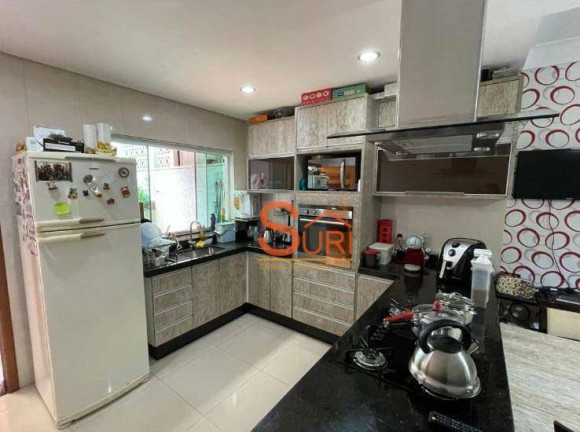 Imagem Sobrado com 3 Quartos à Venda, 250 m² em Vila Dora - Santo André
