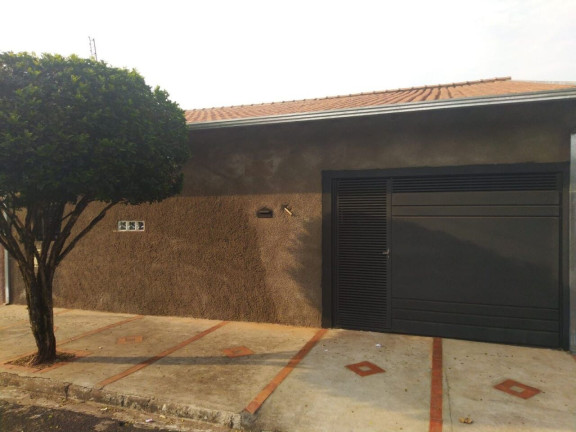 Imagem Casa com 3 Quartos à Venda, 200 m² em Núcleo Habitacional Luis Zillo - Lençóis Paulista