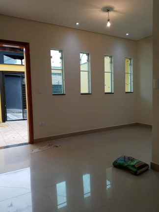 Sobrado com 2 Quartos à Venda, 100 m² em Parque Oratório - Santo André