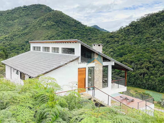 Imagem Casa com 4 Quartos à Venda, 750 m² em Vargem Grande - Teresópolis