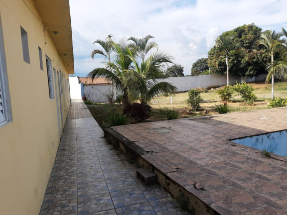 Imóvel Comercial à Venda,  em Centro - Pindamonhangaba