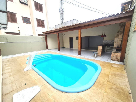 Imagem Casa com 3 Quartos à Venda, 330 m² em Centro - Ubatuba