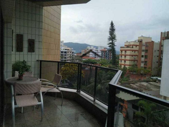 Imagem Apartamento com 3 Quartos à Venda, 138 m²