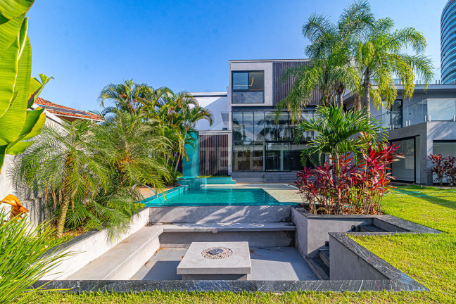 Imagem Casa com 5 Quartos à Venda, 1.288 m² em Barra Da Tijuca - Rio De Janeiro