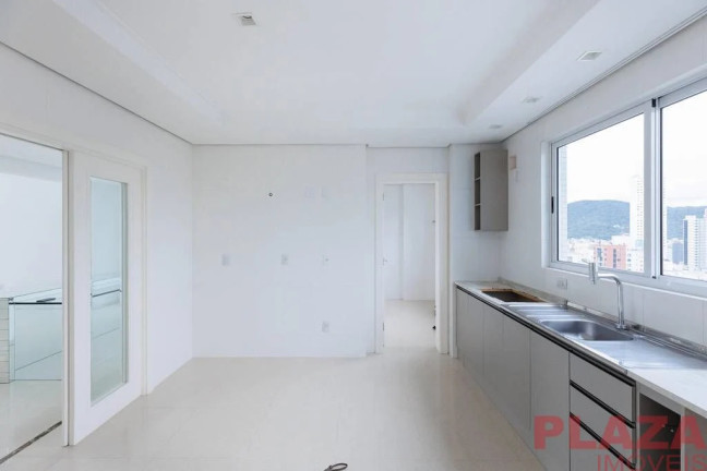 Imagem Apartamento com 2 Quartos à Venda, 429 m² em Centro - Balneário Camboriú