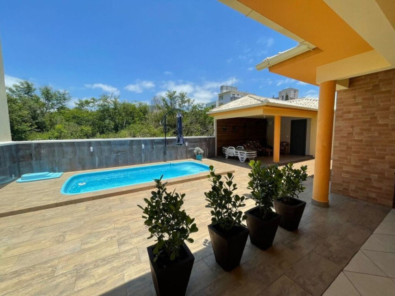 Imagem Casa com 5 Quartos à Venda, 245 m² em Governador Celso Ramos - Governador Celso Ramos