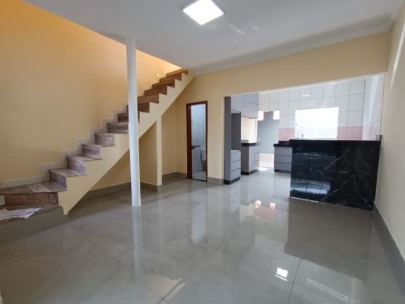 Imagem Sobrado com 2 Quartos à Venda, 62 m² em Jardim São José - Goiânia