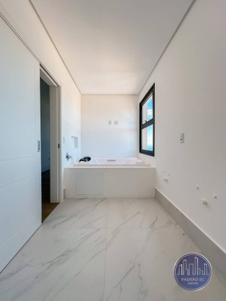 Imagem Apartamento com 5 Quartos à Venda, 460 m² em Meia Praia - Itapema Imagem Apartamento com 5 Quartos à Venda, 460 m² em Meia Praia - Itapema