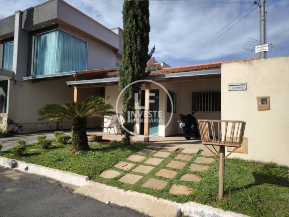 Casa de Condomínio com 4 Quartos à Venda, 200 m² em Condomínio Amin Camargo - Goiânia