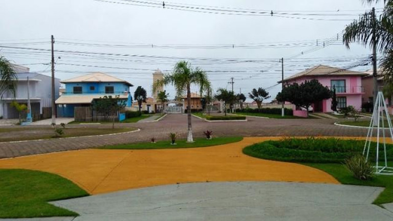 Imóvel com 4 Quartos à Venda, 250 m² em Centro - Peruíbe