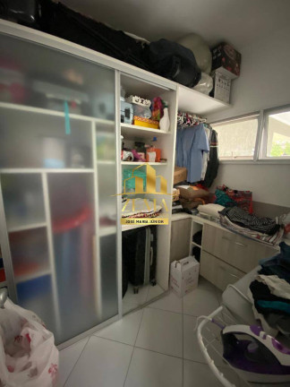 Imagem Casa com 3 Quartos à Venda, 300 m² em Vila Oliveira - Mogi Das Cruzes Imagem Casa com 3 Quartos à Venda, 300 m² em Vila Oliveira - Mogi Das Cruzes
