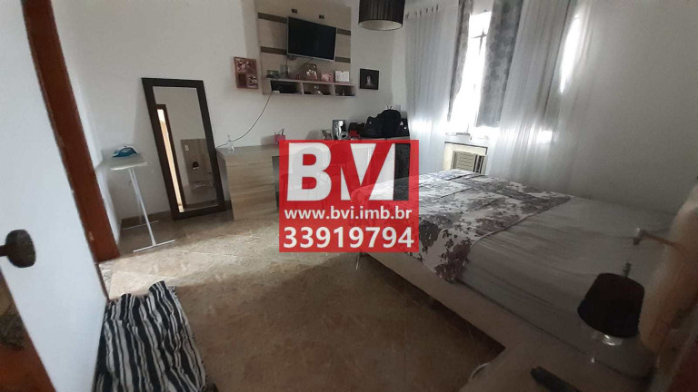 Imagem Casa com 3 Quartos à Venda, 243 m² em Vila Da Penha - Rio De Janeiro Imagem Casa com 3 Quartos à Venda, 243 m² em Vila Da Penha - Rio De Janeiro