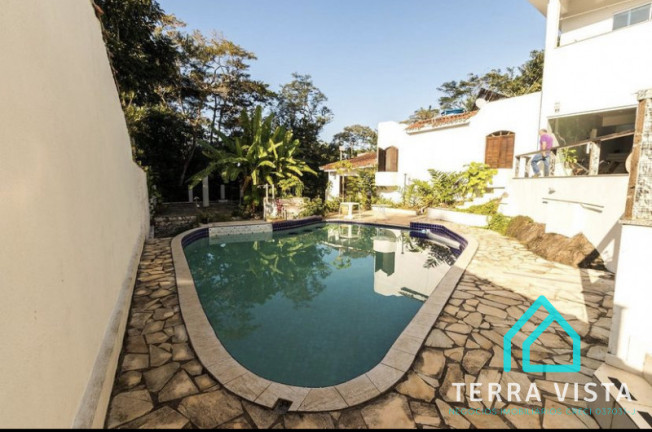 Imagem Casa com 8 Quartos à Venda, 600 m² Imagem Casa com 8 Quartos à Venda, 600 m²