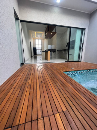 Imagem Casa com 3 Quartos à Venda, 136 m² em Residencial Jardim Itália I E Ii Etapa - Anápolis