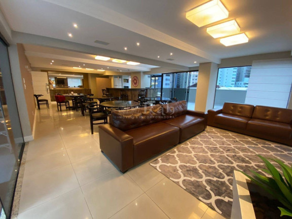 Apartamento com 3 Quartos à Venda, 149 m² em Centro - Balneário Camboriú