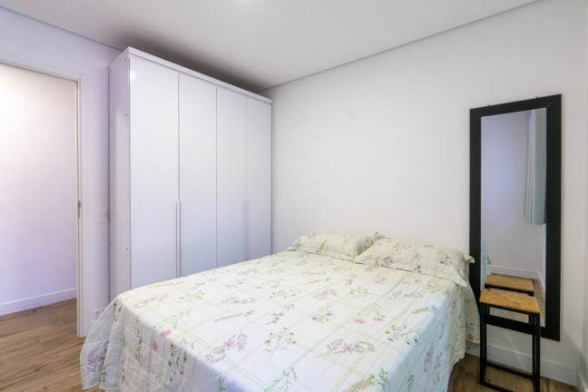 Imagem Casa com 5 Quartos à Venda, 250 m² em Jardim Umuarama - São Paulo