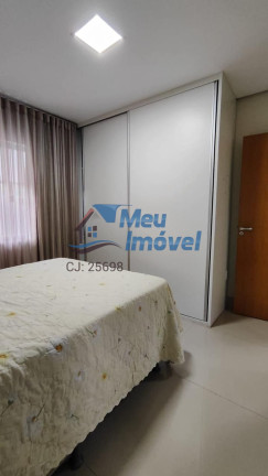Imagem Imóvel com 3 Quartos à Venda, 250 m² em Setor Habitacional Vicente Pires - Brasília Imagem Imóvel com 3 Quartos à Venda, 250 m² em Setor Habitacional Vicente Pires - Brasília