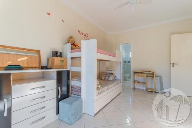 Imagem Casa com 5 Quartos à Venda, 259 m² em Ariribá - Balneário Camboriú