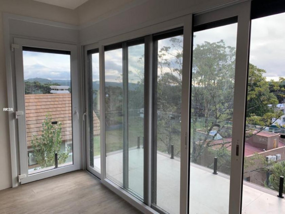 Imagem Casa com 4 Quartos à Venda, 347 m² em Aspen Hill - Gramado