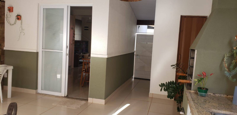 Imagem Casa com 2 Quartos à Venda,  em Jardim Interlagos - Hortolândia