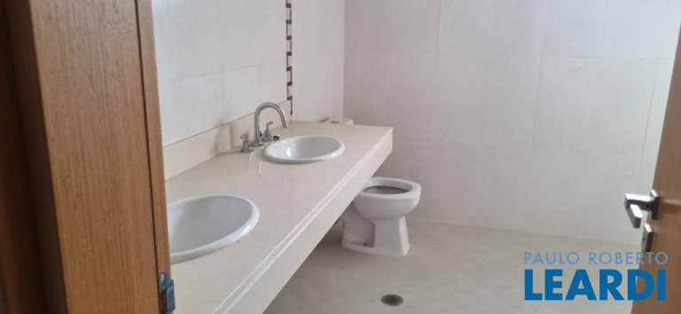 Imagem Apartamento com 5 Quartos à Venda, 316 m² em Vila Assunção - Santo André Imagem Apartamento com 5 Quartos à Venda, 316 m² em Vila Assunção - Santo André