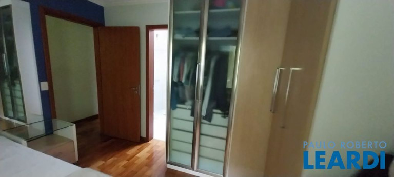 Imagem Sobrado com 4 Quartos à Venda, 250 m² em Vila Valparaíso - Santo André Imagem Sobrado com 4 Quartos à Venda, 250 m² em Vila Valparaíso - Santo André
