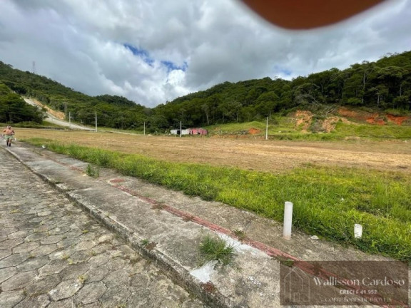 Imóvel à Venda, 360 m² em Cedro - Camboriú