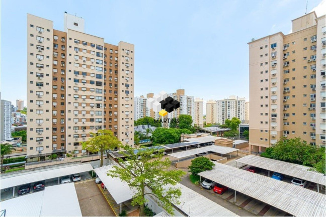 Imagem Apartamento com 3 Quartos à Venda, 106 m² em Passo Da Areia - Porto Alegre