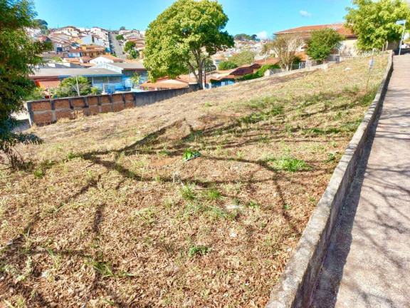 Terreno à Venda, 250 m² em Vila Santa Cristina - Bragança Paulista