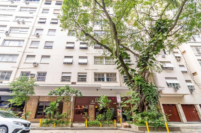 Imagem Apartamento com 4 Quartos à Venda, 230 m² em Copacabana - Rio De Janeiro