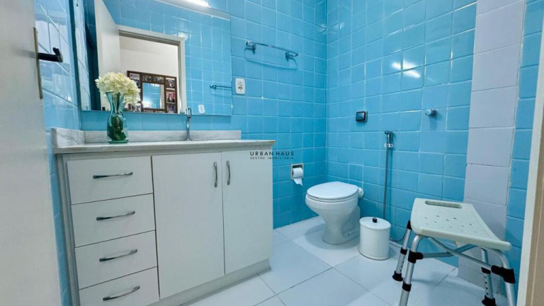 Imagem Apartamento com 3 Quartos à Venda, 90 m² em Centro Histórico - Porto Alegre Imagem Apartamento com 3 Quartos à Venda, 90 m² em Centro Histórico - Porto Alegre