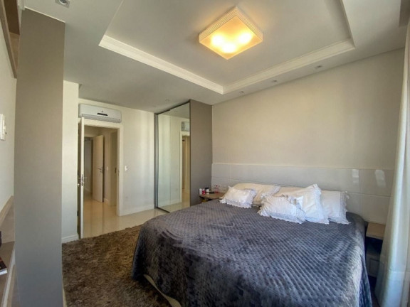 Imagem Apartamento com 3 Quartos à Venda, 140 m² em Centro - Balneário Camboriú