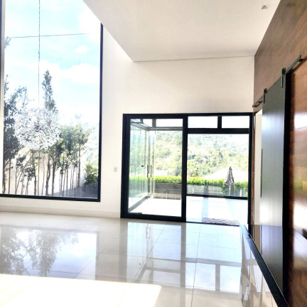 Imagem Casa com 4 Quartos à Venda, 440 m² em Alphaville - Santana De Parnaíba Imagem Casa com 4 Quartos à Venda, 440 m² em Alphaville - Santana De Parnaíba