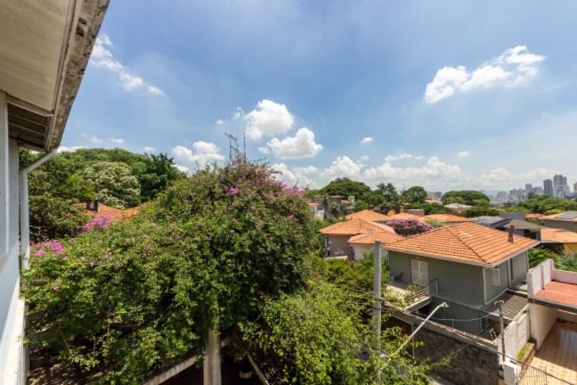 Imagem Casa com 3 Quartos à Venda, 333 m² em Sumaré - São Paulo Imagem Casa com 3 Quartos à Venda, 333 m² em Sumaré - São Paulo