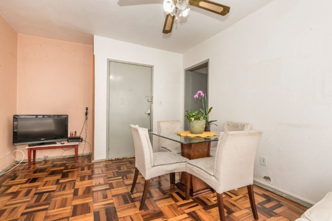 Imagem Imóvel com 2 Quartos à Venda, 55 m² em Passo Da Areia - Porto Alegre Imagem Imóvel com 2 Quartos à Venda, 55 m² em Passo Da Areia - Porto Alegre