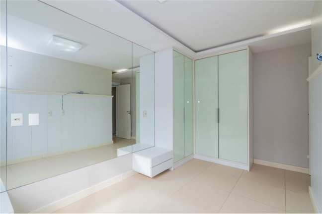 Imagem Apartamento com 2 Quartos à Venda, 48 m² em Jardim Itu - Porto Alegre