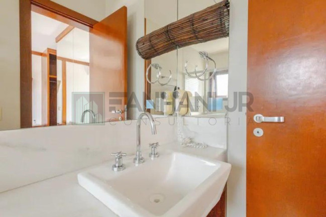 Imagem Imóvel com 2 Quartos à Venda, 60 m² em Curral - Ilha Bela - Ilhabela