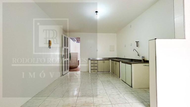 Imagem Casa com 3 Quartos à Venda, 210 m² em álvaro Weyne - Fortaleza Imagem Casa com 3 Quartos à Venda, 210 m² em álvaro Weyne - Fortaleza