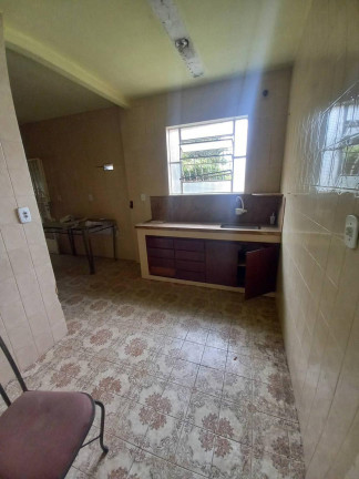 Imagem Casa com 4 Quartos à Venda, 2 m² em Braunes - Nova Friburgo