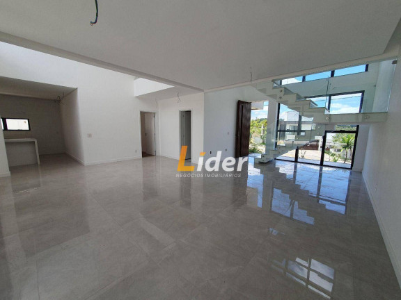 Imagem Casa com 4 Quartos à Venda, 330 m² em Alphaville - Juiz De Fora Imagem Casa com 4 Quartos à Venda, 330 m² em Alphaville - Juiz De Fora