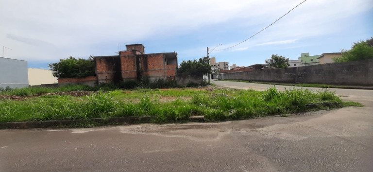 Imagem Terreno à Venda, 720 m² Imagem Terreno à Venda, 720 m²