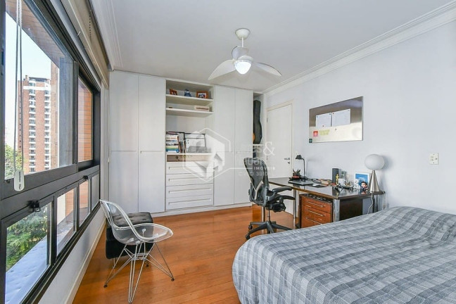 Imagem Apartamento com 3 Quartos à Venda, 247 m² em Vila Suzana - São Paulo Imagem Apartamento com 3 Quartos à Venda, 247 m² em Vila Suzana - São Paulo
