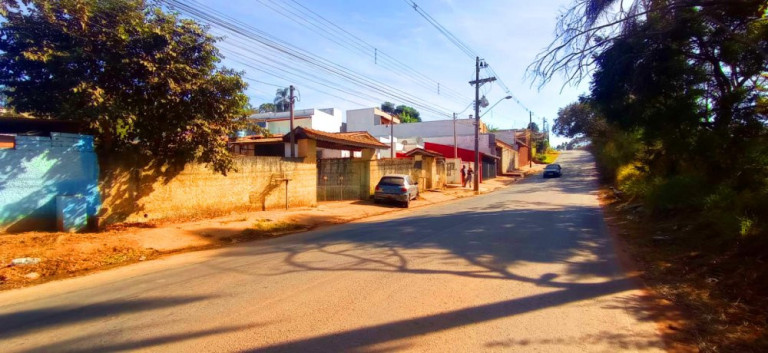 Imóvel à Venda, 278 m² em Estância Comandante Barros - Jarinu