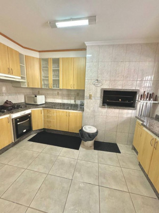 Imagem Apartamento com 3 Quartos à Venda, 110 m² em Centro - Balneário Camboriú Imagem Apartamento com 3 Quartos à Venda, 110 m² em Centro - Balneário Camboriú