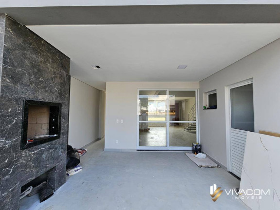 Imagem Casa com 3 Quartos à Venda, 167 m² em Deltaville - Biguaçu Imagem Casa com 3 Quartos à Venda, 167 m² em Deltaville - Biguaçu