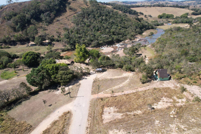 Imagem Chácara à Venda, 1 m² em Cachoeira Dos Passaros - Piedade Dos Gerais Imagem Chácara à Venda, 1 m² em Cachoeira Dos Passaros - Piedade Dos Gerais